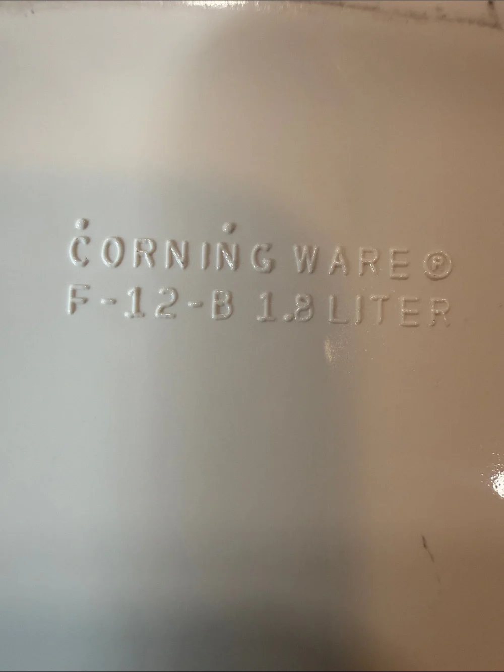 Corningware White Oval Casserole Callaway Ivy with Clear Glass Lid
